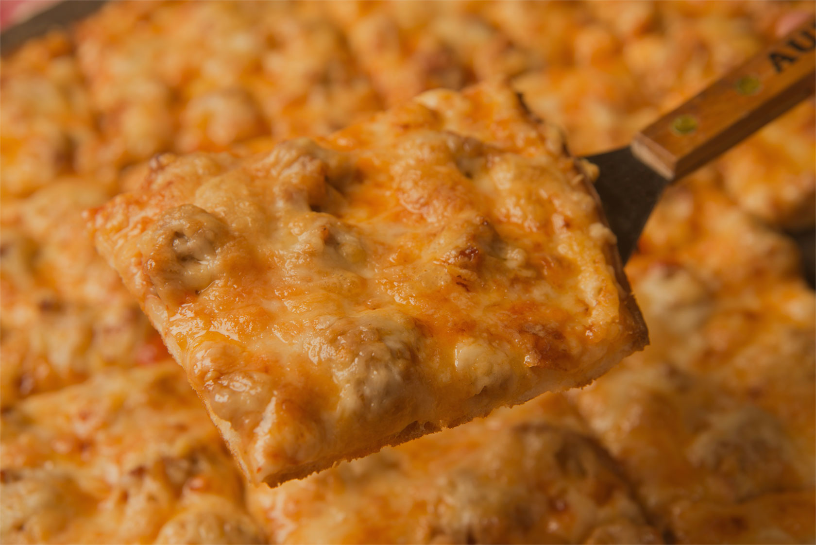 Aurelio S Pizza The Family Pizzeria Chicago